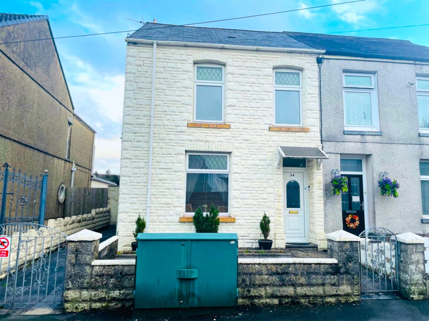 Tyn Y Bonau Road, Pontarddulais, Swansea, SA4 8RZ